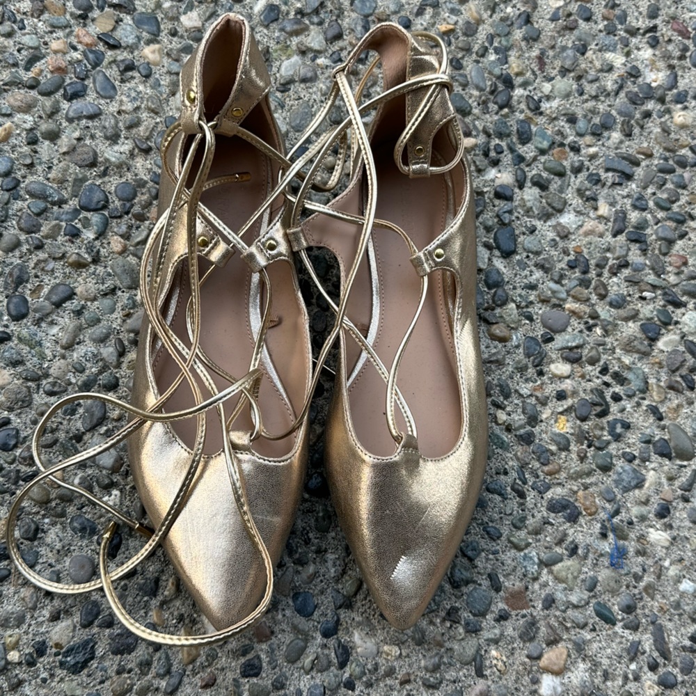 Old Navy lace up ballet flats, Gold, size 8